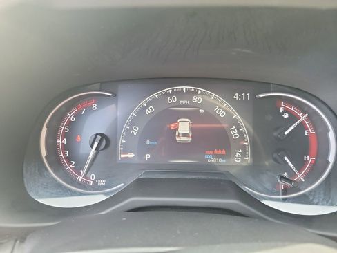 Used 2024 Toyota RAV4 LE FWD image 28