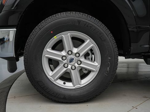 New 2025 Ford F150 XLT w/ Equipment Group 302A MID image 11