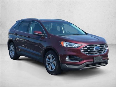 Used 2020 Ford Edge SEL image 3