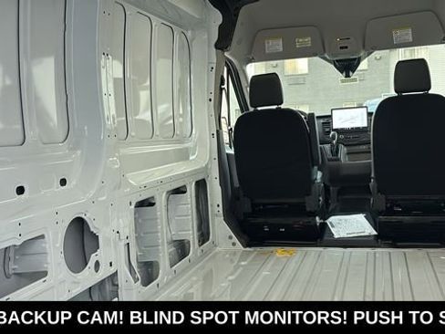 New 2026 Ford Transit 250 148 Medium Roof Extended AWD image 31