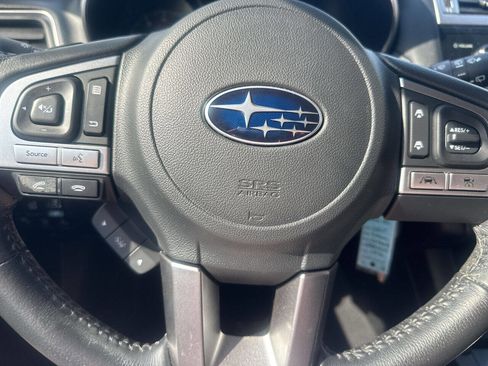 Used 2017 Subaru Outback 2.5i Premium image 24