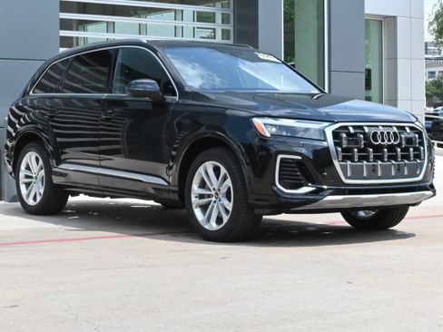 Certified 2025 Audi Q7 3.0T Premium w/ Convenience Package image 2