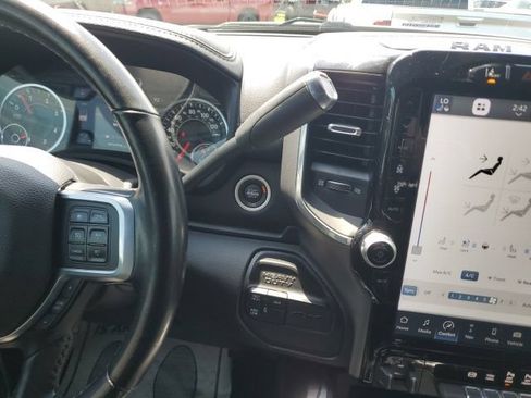 Used 2022 RAM 2500 Laramie AWD/4WD image 19