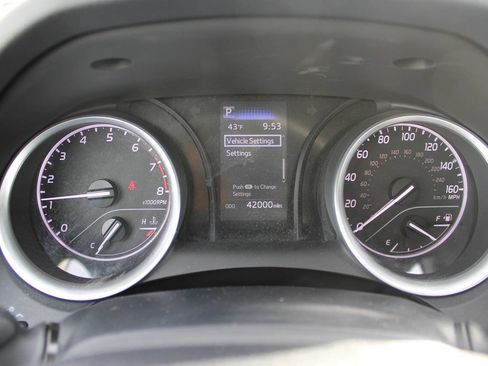 Used 2023 Toyota Camry LE image 13