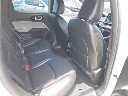 Used 2025 Jeep Compass Limited AWD/4WD image 25