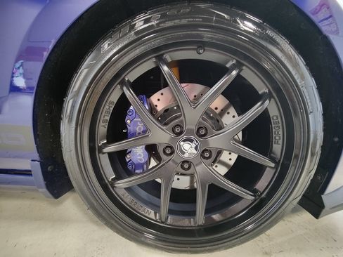 Used 2013 Ford Mustang Shelby GT500 RWD image 32
