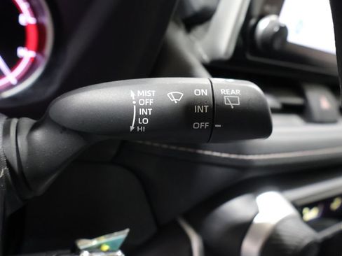 Used 2025 Toyota RAV4 LE AWD/4WD image 37