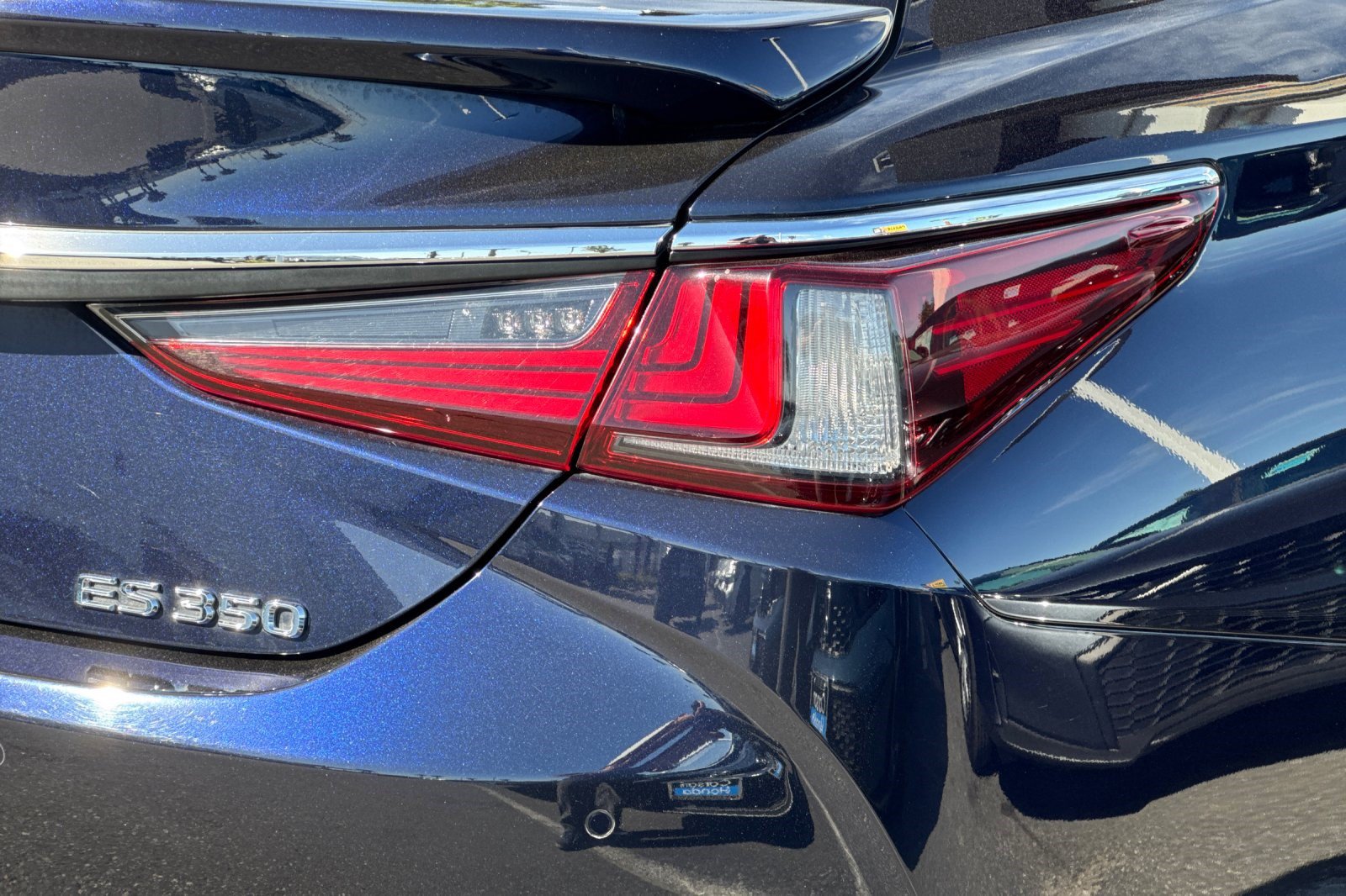Used 2022 Lexus ES 350 w/ Accessory Package FWD image 29