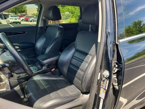 Used 2020 Kia Sorento EX FWD image 19