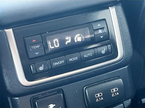 Used 2022 Subaru Ascent Touring image 27