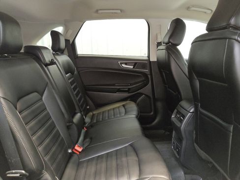 Used 2020 Ford Edge SEL w/ Convenience Package AWD/4WD image 19