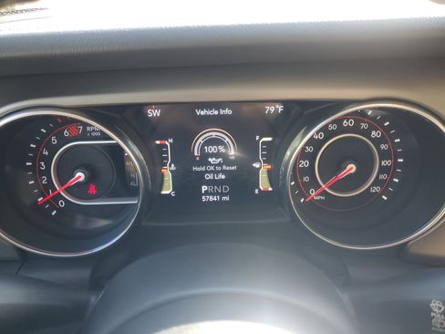 Used 2019 Jeep Wrangler Unlimited Rubicon image 25