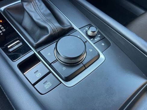 Certified 2022 MAZDA MAZDA3 s image 23