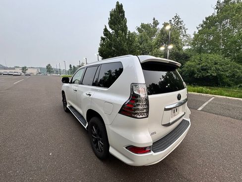 Used 2020 Lexus GX 460 Premium w/ Premium Package AWD/4WD image 7