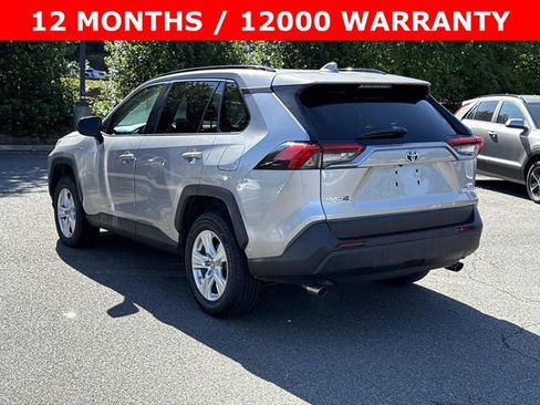 Used 2021 Toyota RAV4 LE AWD/4WD image 4