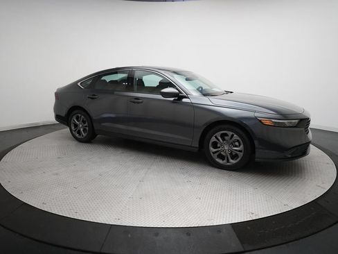 Certified 2023 Honda Accord EX image 36
