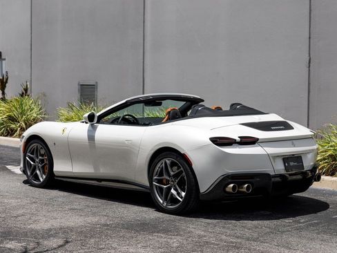 Used 2024 Ferrari Roma Spider RWD image 3