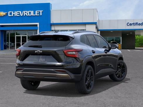 New 2026 Chevrolet Trax ACTIV image 4