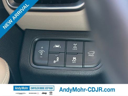 Used 2019 Hyundai Santa Fe Limited image 10