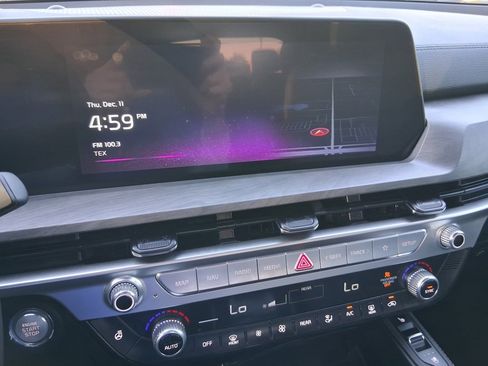 Used 2023 Kia Telluride EX X-Line image 8