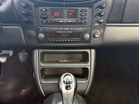 Used 2000 Porsche Boxster image 13