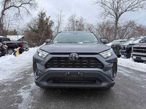 Used 2024 Toyota RAV4 XLE image 9