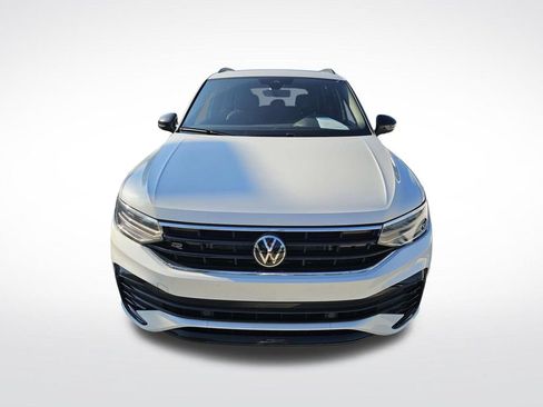 Used 2024 Volkswagen Tiguan SE R-Line FWD image 5