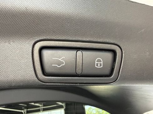 Used 2024 Alfa Romeo Stelvio Veloce AWD/4WD image 14