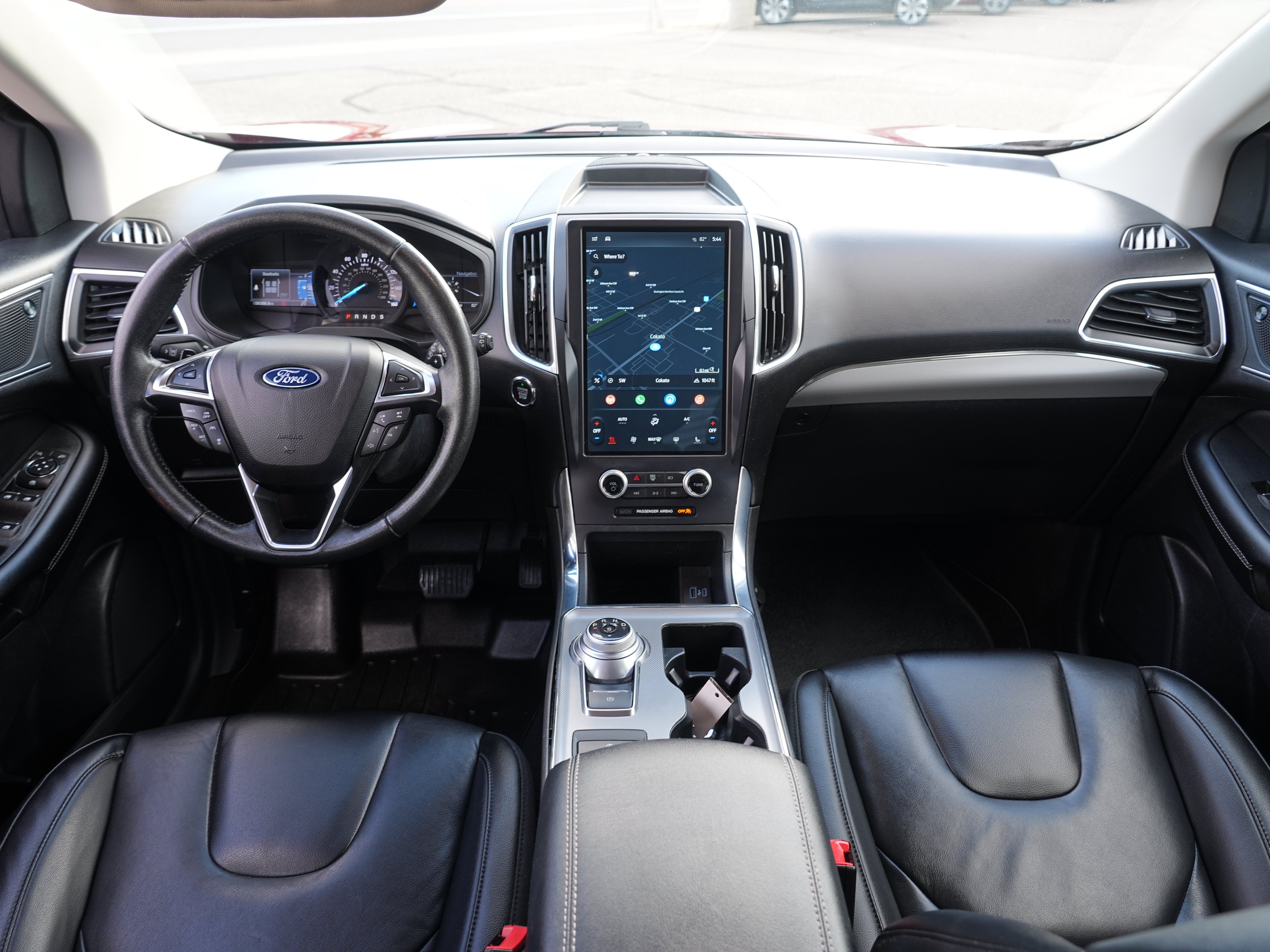 Used 2022 Ford Edge Titanium w/ Class II Trailer Tow Package AWD/4WD image 28