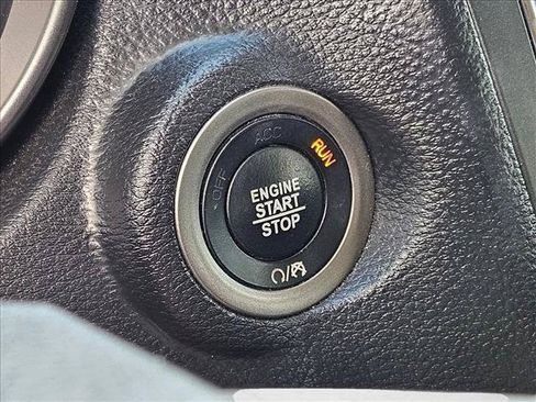 Used 2019 Dodge Journey Crossroad FWD image 13