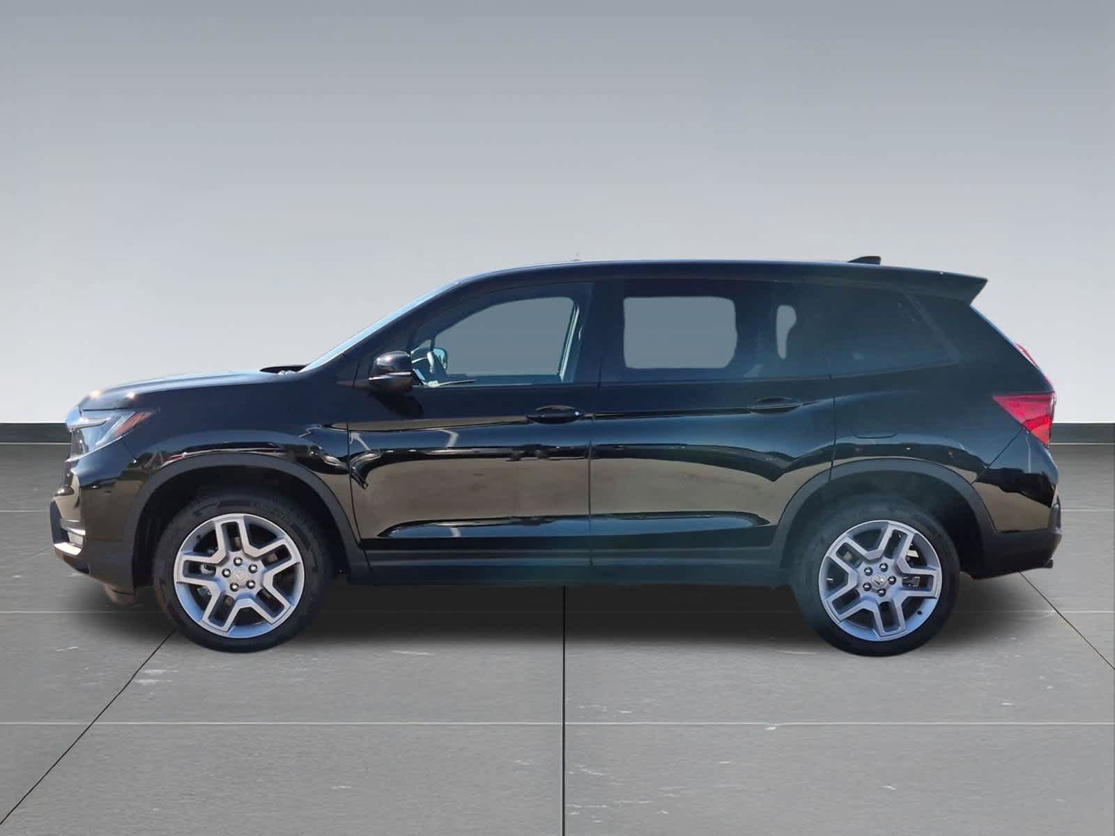 Certified 2025 Honda Passport EX-L image 3