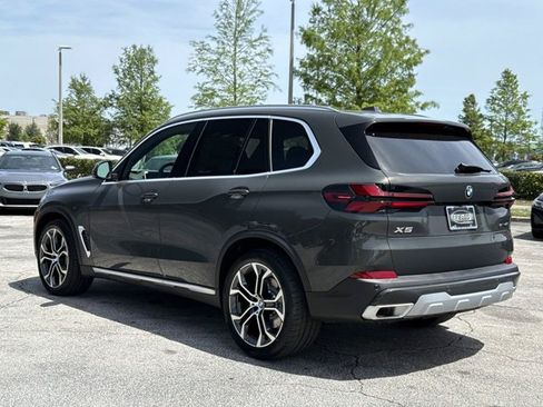 New 2026 BMW X5 sDrive40i RWD image 5
