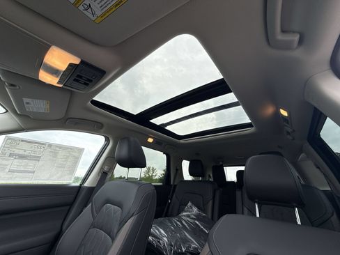 New 2026 Nissan Pathfinder Platinum AWD/4WD image 28