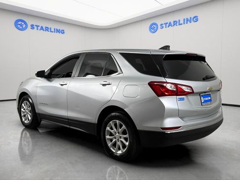 Used 2021 Chevrolet Equinox LT w/ Driver Convenience Package FWD image 5