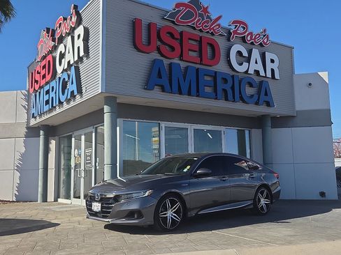 Used 2022 Honda Accord Touring image 1