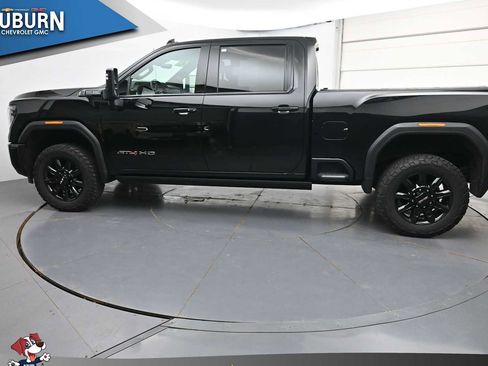 Used 2024 GMC Sierra 2500 AT4 w/ AT4 Premium Plus Package AWD/4WD image 19