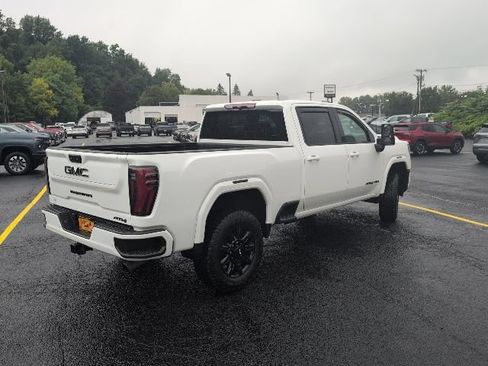Used 2024 GMC Sierra 2500 AT4 w/ Snow Plow Prep/Camper Package AWD/4WD image 5