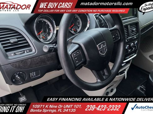 Used 2018 Dodge Grand Caravan SE w/ UConnect Hands-Free Group FWD image 8