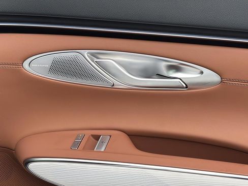 Certified 2026 Genesis GV70 2.5T Advanced image 38