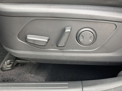 Used 2022 Hyundai Tucson Blue w/ Cargo Package image 21