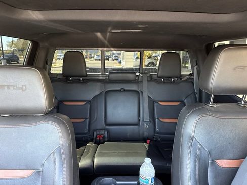 Used 2019 GMC Sierra 1500 AT4 w/ AT4 Premium Package AWD/4WD image 10