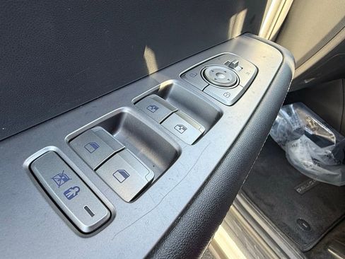 Used 2023 Hyundai Palisade SEL image 19