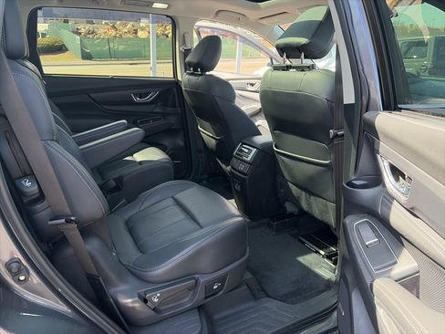 Used 2023 Subaru Ascent Limited w/ Technology Package AWD/4WD image 16