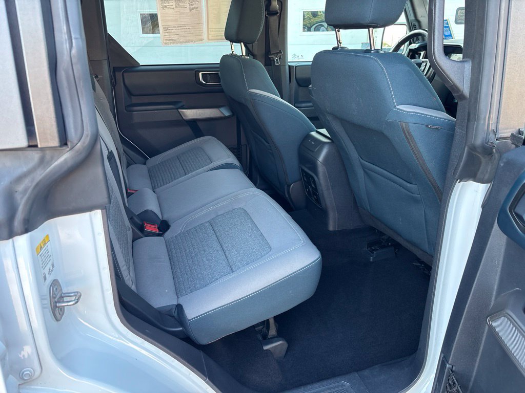 Used 2022 Ford Bronco Outer Banks w/ Sasquatch Package AWD/4WD image 25