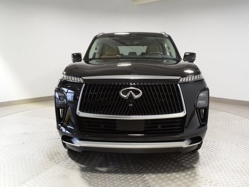 Certified 2026 INFINITI QX80 Luxe w/ Cargo Package AWD/4WD image 3