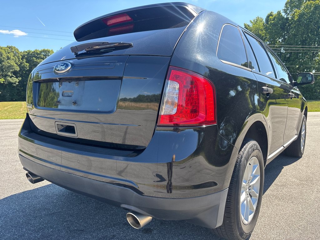 Used 2014 Ford Edge SE w/ Equipment Group 101A FWD image 5