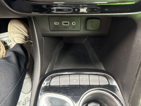 Used 2020 Buick Encore GX Select w/ Sport Touring Package FWD image 27
