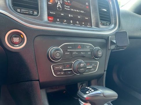 Used 2018 Dodge Charger R/T RWD image 25