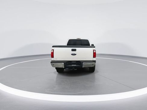 Used 2011 Ford F250 Lariat w/ Lariat Interior Pkg image 10