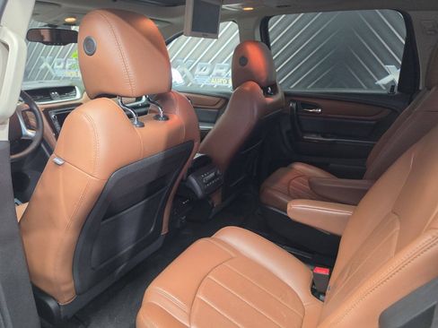 Used 2016 Chevrolet Traverse LTZ FWD image 30
